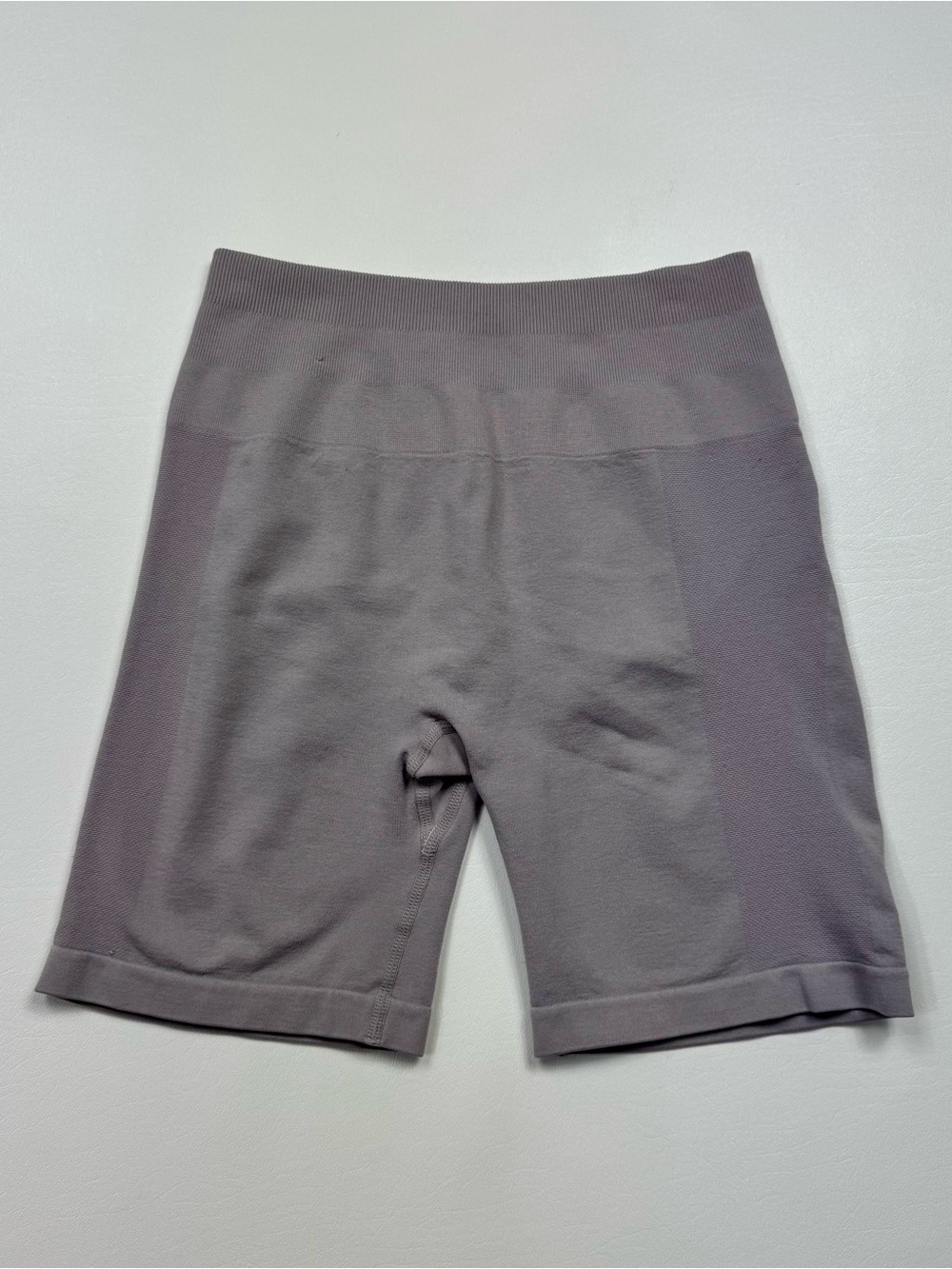 Aurola Gray Stretch Workout Shorts Size Small